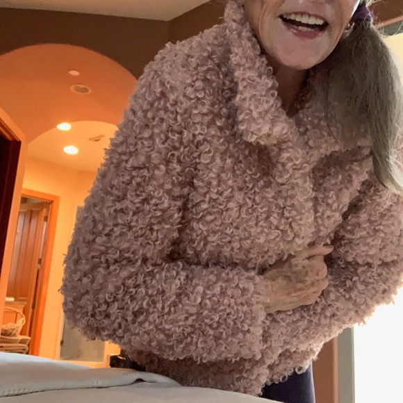 Jacket - Picture 3 of 4